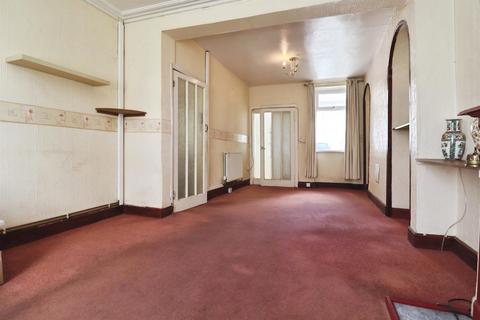 3 bed property, in Pen Y Peel Road, £280,000