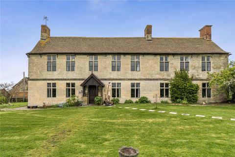 4 bed property, in Coaley, £1,250,000