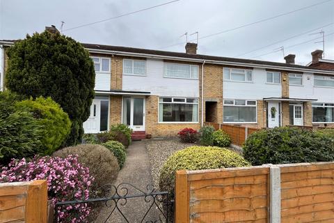 3 bed property, in Overton Avenue, £180,000