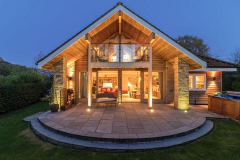 4 bed property, in North Back Lane, £795,000