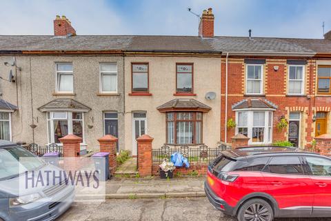 3 bed property, in Godfrey Road, £150,000