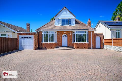 5 bed property, in Creynolds Lane, £600,000