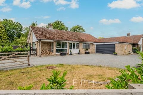 4 bed property, in Westerfield Road, £600,000