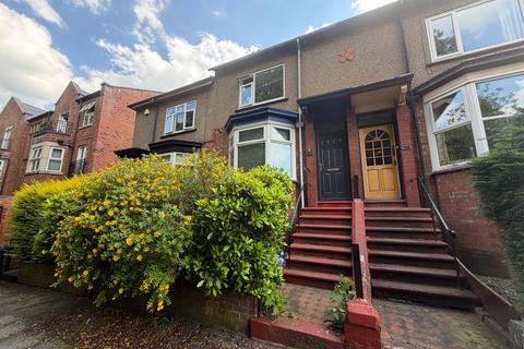 5 bed property, in 74 Pendower Street, £200,000