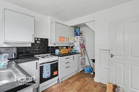 3 bed property, in CORBY NN17, £200,000