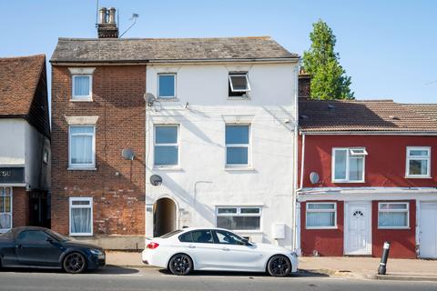 1 bed property, in Colchester CO1, £93,000