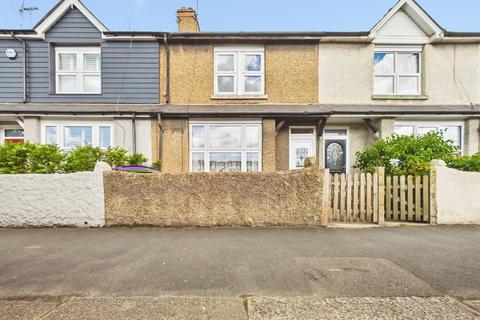 2 bed property, in Dymchurch Road, £235,000