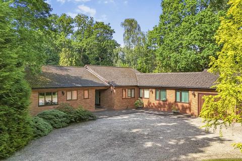 3 bed property, in Longfield Drive, £1,495,000