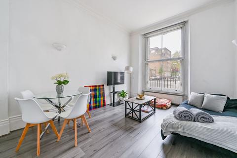 1 bed property, in Gloucester Place, £500,000