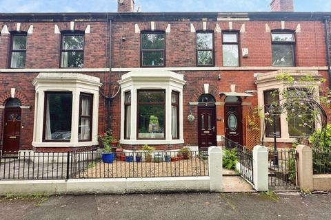 3 bed property, in Royal Avenue, £250,000