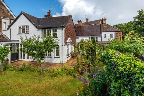 4 bed property, in Church Street, £830,000