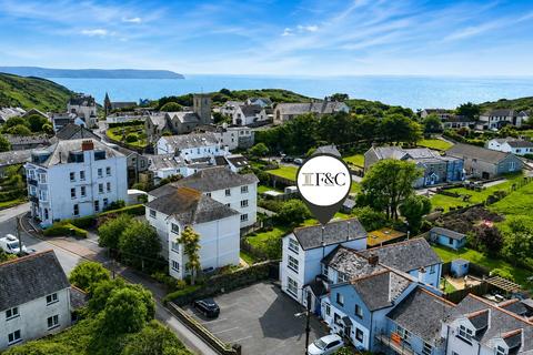 4 bed property, in North Morte Road, £835,000