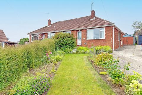 2 bed property, in Wainfleet Road, £235,000