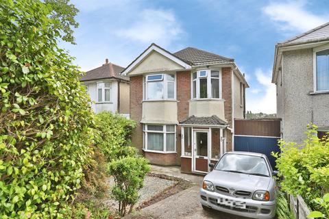 3 bed property, in Herbert Avenue, £295,000