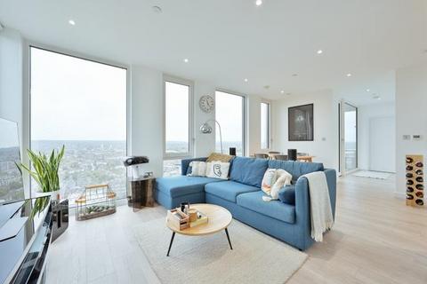 1 bed property, in College Road, £330,000