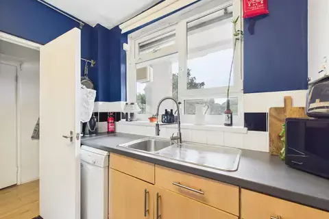 1 bed property, in George Loveless House, £325,000