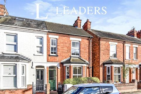 3 bed property, in Dudley Street, £225,000