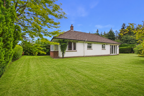 3 bed property, in Monmouth Road, £350,000
