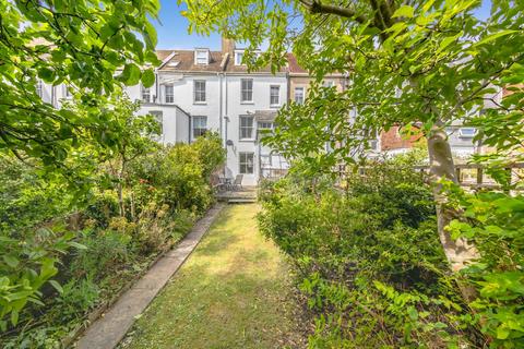 4 bed property, in Grange Road, £850,000