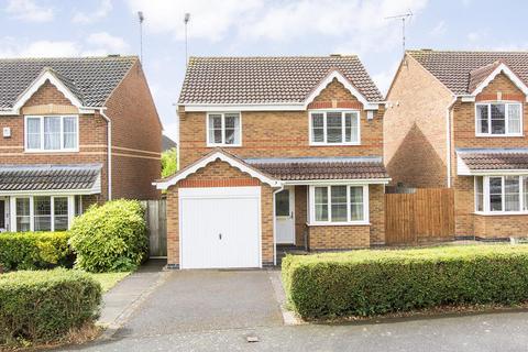 3 bed property, in Rhodes Close, £345,000