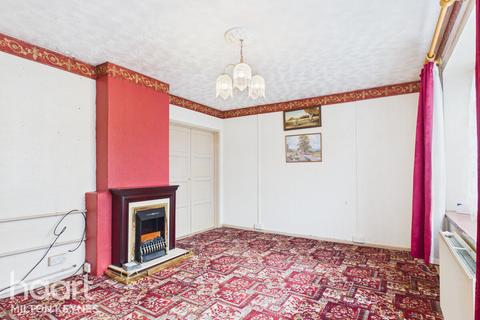 3 bed property, in Victory Road, £325,000