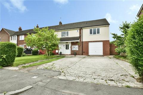 6 bed property, in Calve Croft Road, £450,000