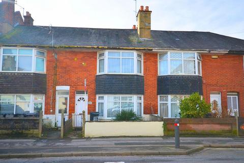 4 bed property, in Palmerston Road, £190,000