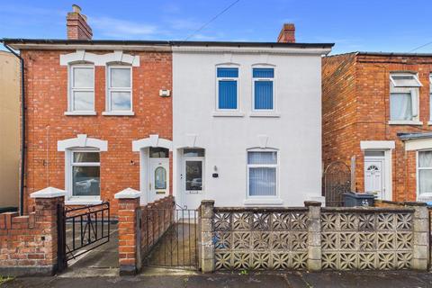 3 bed property, in Linden Road, £250,000