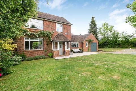 3 bed property, in Homelands Copse, £650,000
