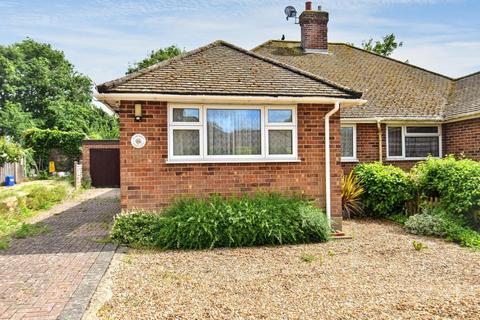 3 bed property, in Wulfred Way, £475,000