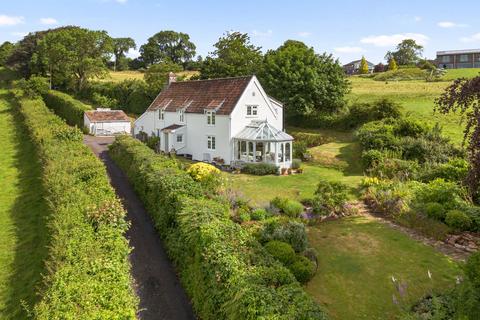 3 bed property, in Butcombe, £750,000