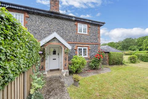 3 bed property, in Colethorpe Lane, £350,000