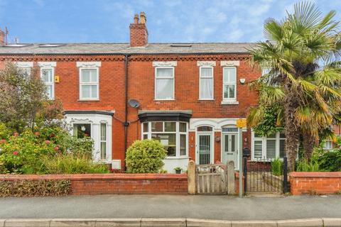 3 bed property, in Dane Road, £390,000