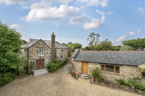4 bed property, in Penellick, £850,000