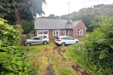 3 bed property, in SALTBROOK ROAD, £280,000