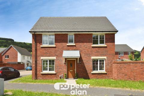 3 bed property, in Kingfisher Crescent, £250,000