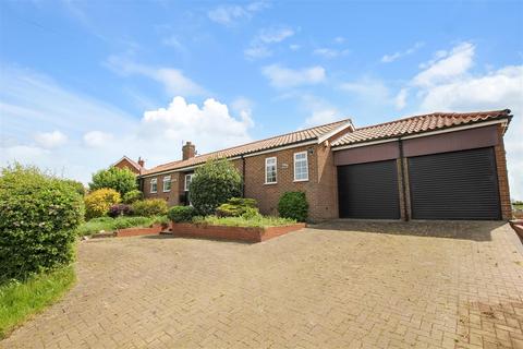 3 bed property, in Thrintoft, £395,000