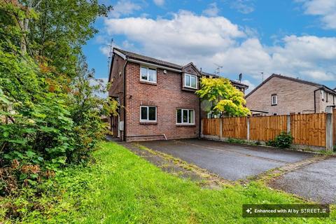 1 bed property, in Birling Close, £130,000