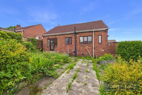 2 bed property, in Marlborough Avenue, £175,000