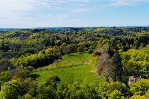5 bed property, in Building Plot, £1,350,000