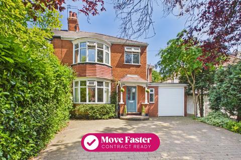 4 bed property, in West End Road, £425,000