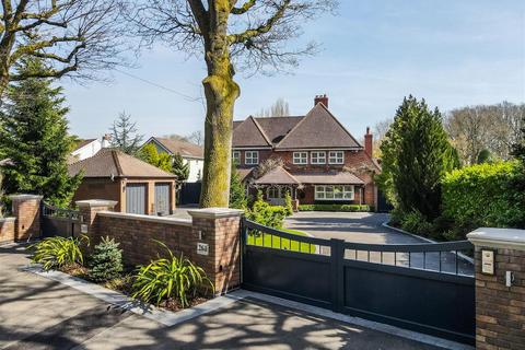 5 bed property, in Rumbush Lane, £1,350,000