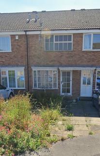 2 bed property, in Cayley Close, £150,000