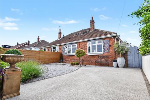 3 bed property, in Austhorpe Lane, £350,000