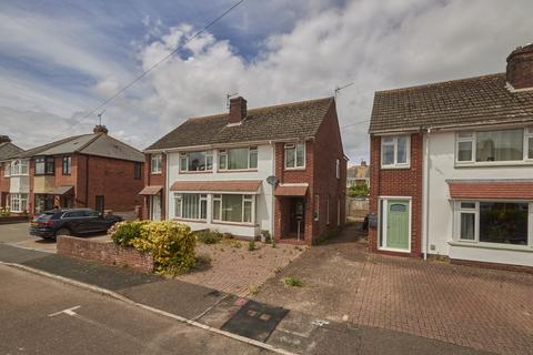 3 bed property, in Grenville Avenue, £285,000