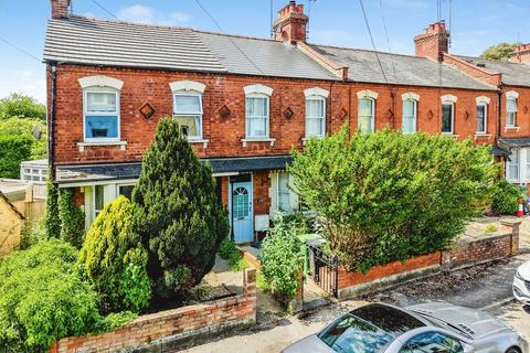 3 bed property, in Watermoor Road, £400,000