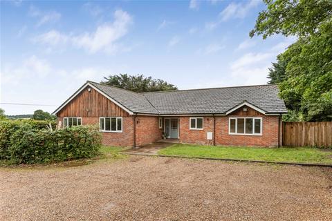 4 bed property, in Woodland Place, £1,050,000