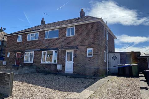 3 bed property, in Wilkes Avenue, £180,000