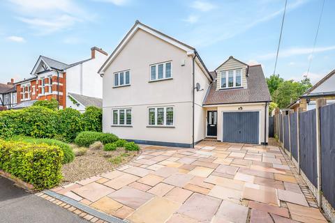 4 bed property, in Highfield Road, £1,350,000