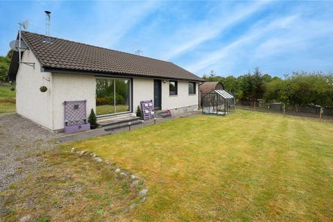3 bed property, in Hillside, £290,000
